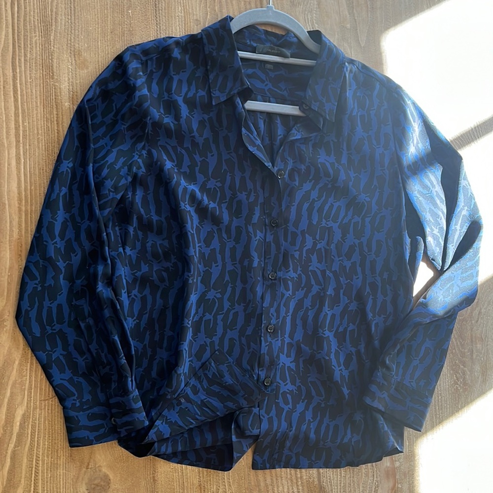 Belfast London 100% Silk Blouse | Navy and Black